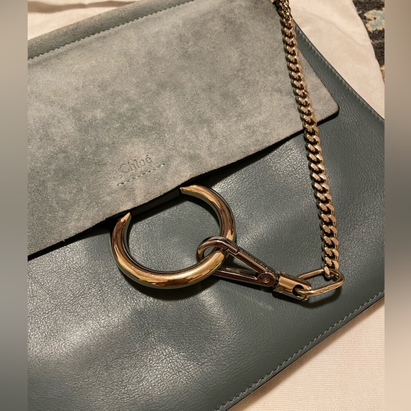Chloe Medium Faye Shoulder Bag - Picture 2 of 12